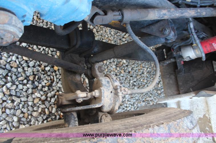 image for item G5223 1996 Kenworth T300 flatbed truck