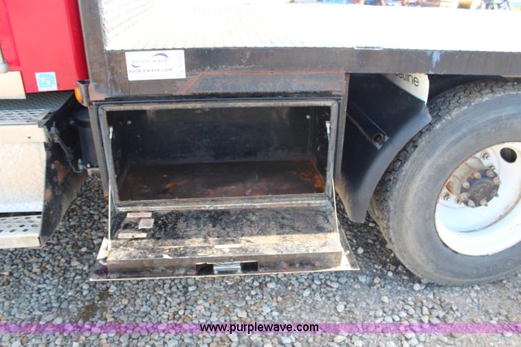 image for item G5223 1996 Kenworth T300 flatbed truck