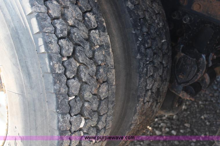 image for item G5223 1996 Kenworth T300 flatbed truck