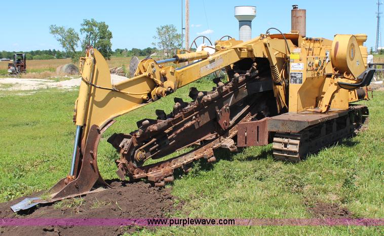 image for item G5224 Vermeer T600C trencher