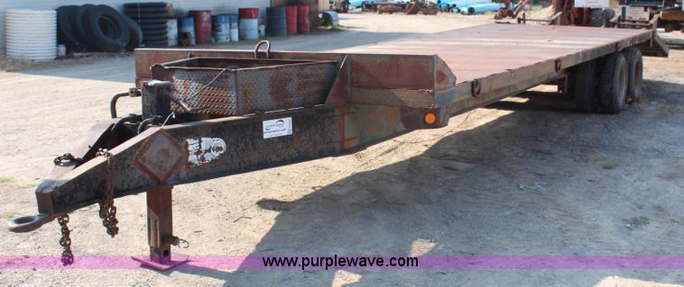 image for item G5227 1977 Trojan tandem axle trailer