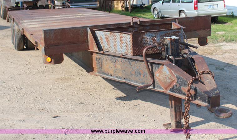 image for item G5227 1977 Trojan tandem axle trailer