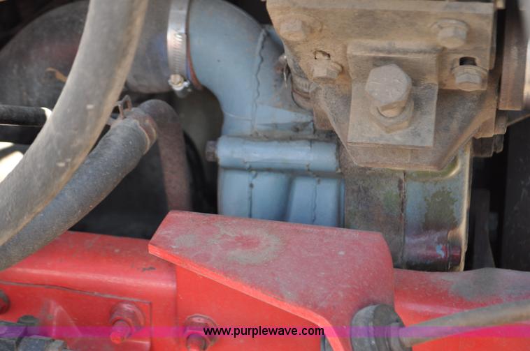 image for item G6059 1998 International 9200 Eagle semi truck