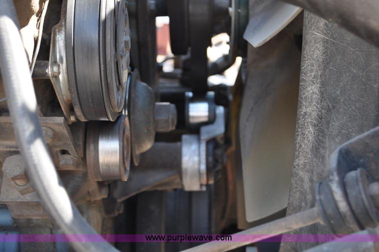 image for item G6059 1998 International 9200 Eagle semi truck