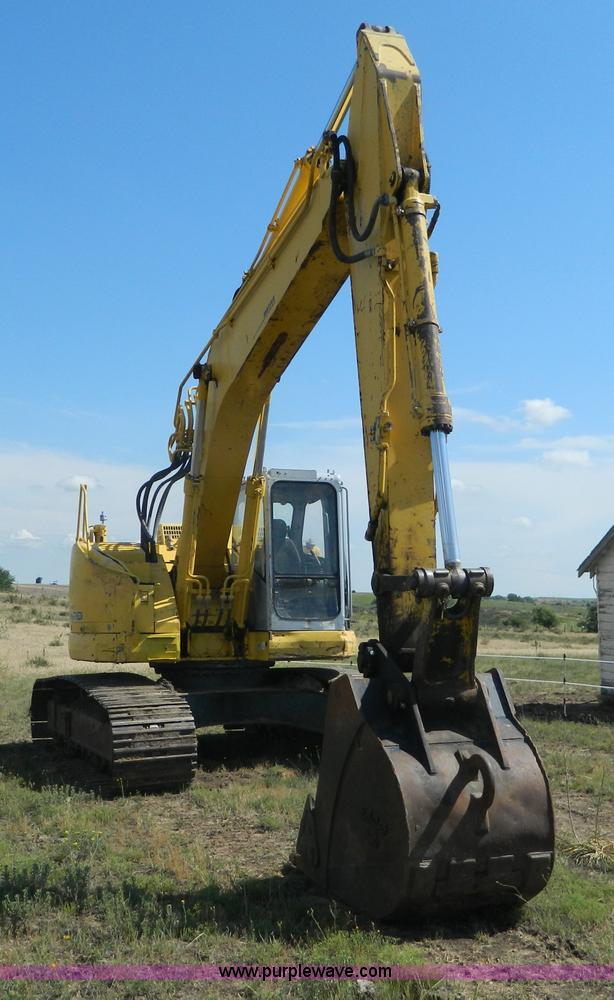 image for item G7899 1999 Komatsu PC228USLC-1 excavator