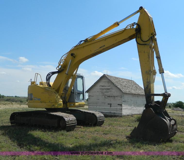 image for item G7899 1999 Komatsu PC228USLC-1 excavator