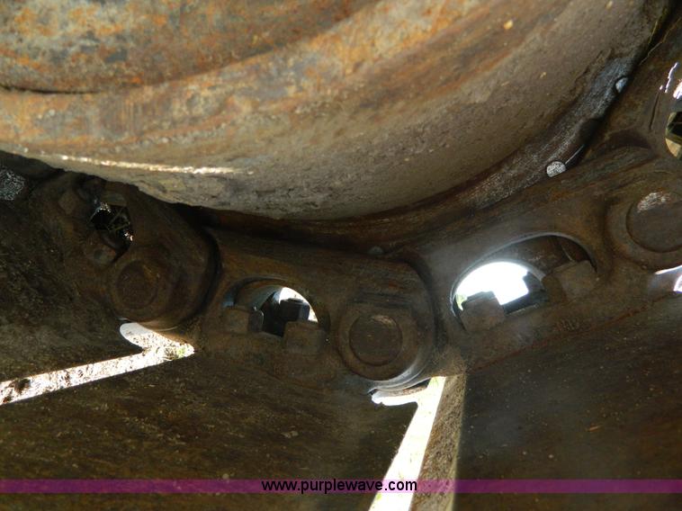 image for item G7899 1999 Komatsu PC228USLC-1 excavator