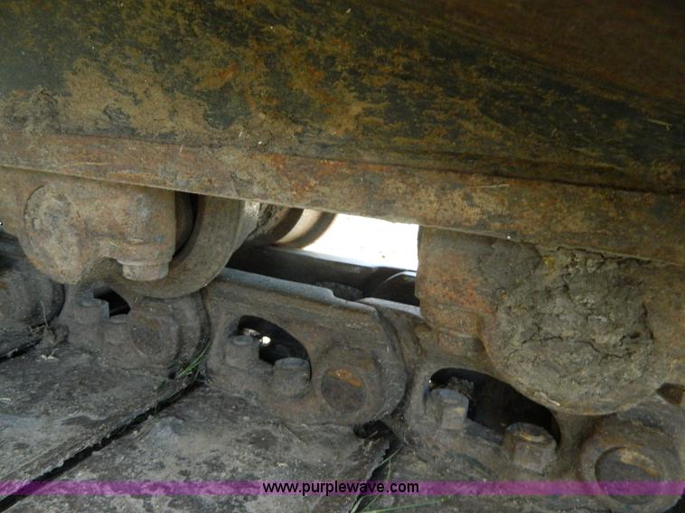 image for item G7899 1999 Komatsu PC228USLC-1 excavator