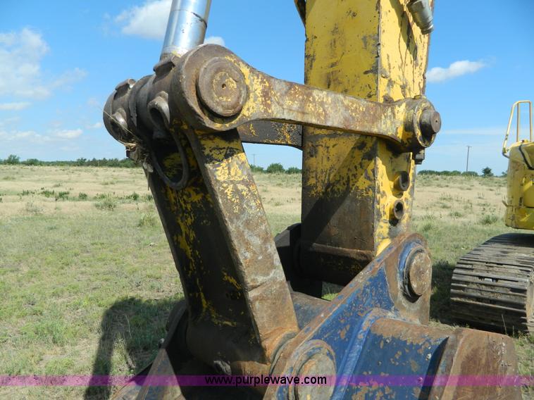 image for item G7899 1999 Komatsu PC228USLC-1 excavator