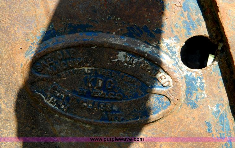 image for item G7899 1999 Komatsu PC228USLC-1 excavator