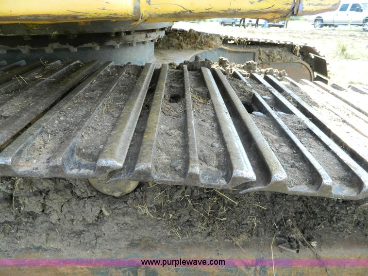 image for item G7899 1999 Komatsu PC228USLC-1 excavator