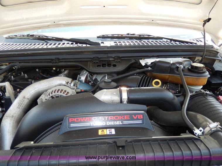 image for item H3032 2007 Ford F450 XLT Super Duty flatbed truck