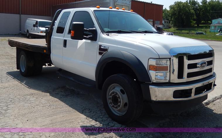 image for item H3033 2008 Ford F450 XLT Super Duty flatbed truck