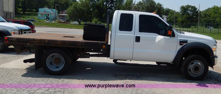 image for item H3033 2008 Ford F450 XLT Super Duty flatbed truck