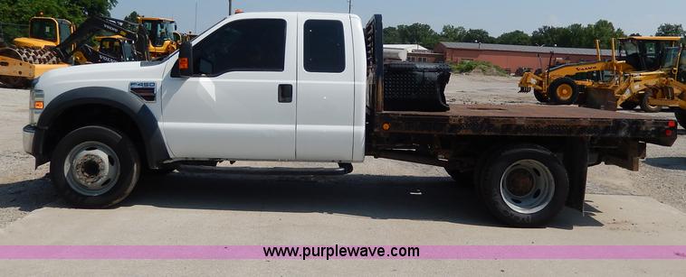 image for item H3033 2008 Ford F450 XLT Super Duty flatbed truck