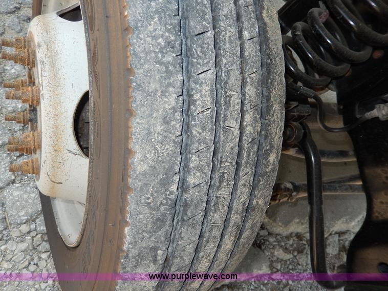 image for item H3033 2008 Ford F450 XLT Super Duty flatbed truck