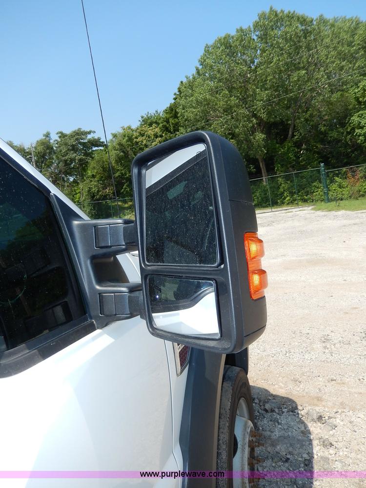 image for item H3033 2008 Ford F450 XLT Super Duty flatbed truck