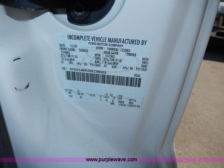 image for item H3033 2008 Ford F450 XLT Super Duty flatbed truck