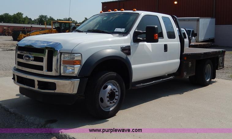 image for item H3034 2008 Ford F450 XLT Super Duty flatbed truck