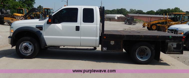 image for item H3034 2008 Ford F450 XLT Super Duty flatbed truck