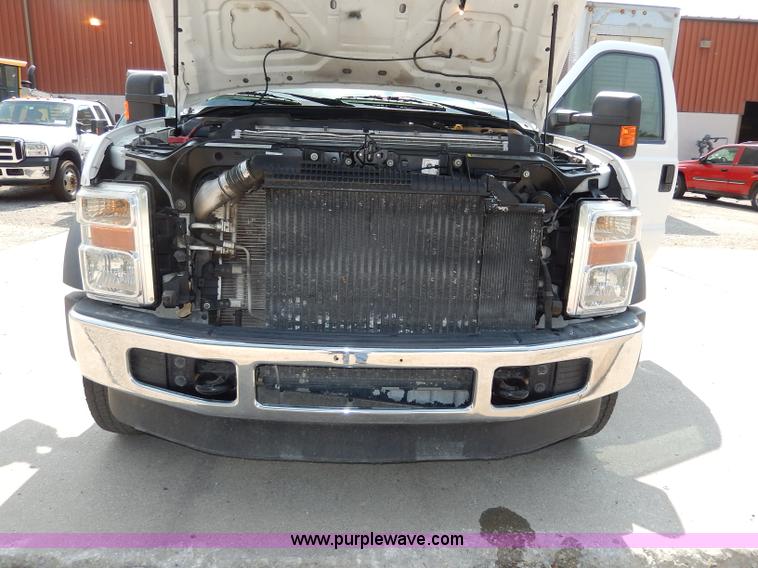 image for item H3034 2008 Ford F450 XLT Super Duty flatbed truck