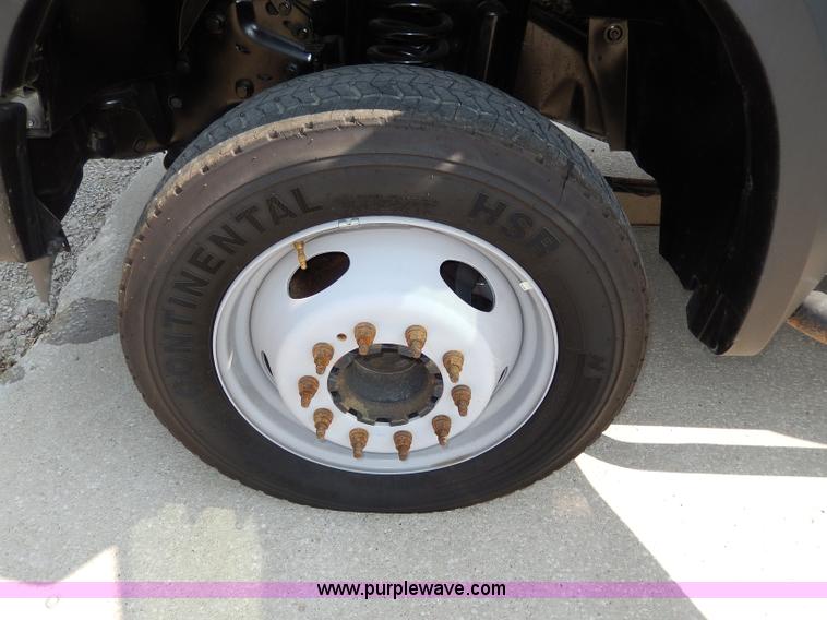 image for item H3034 2008 Ford F450 XLT Super Duty flatbed truck