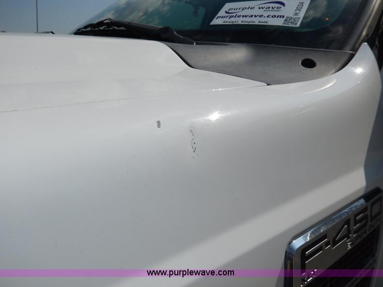 image for item H3034 2008 Ford F450 XLT Super Duty flatbed truck