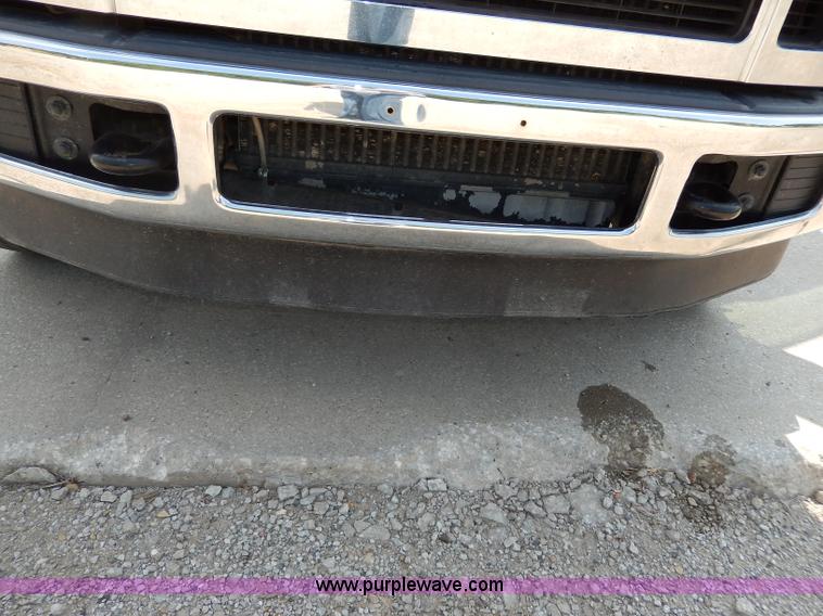 image for item H3034 2008 Ford F450 XLT Super Duty flatbed truck