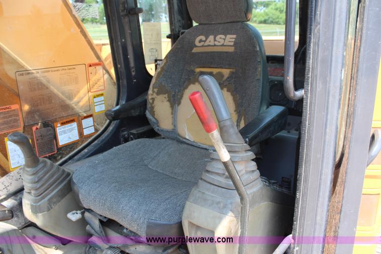 image for item H6729 2003 Case CX225SR excavator