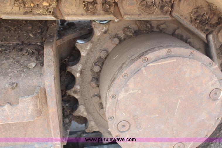 image for item H6729 2003 Case CX225SR excavator
