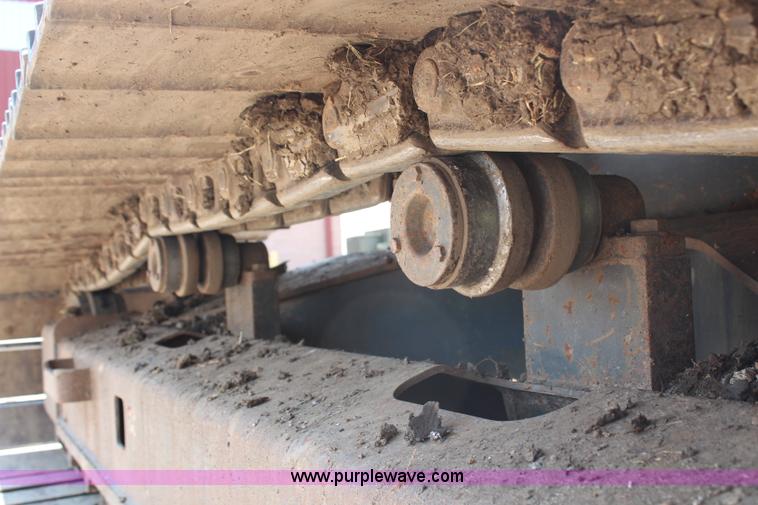 image for item H6729 2003 Case CX225SR excavator