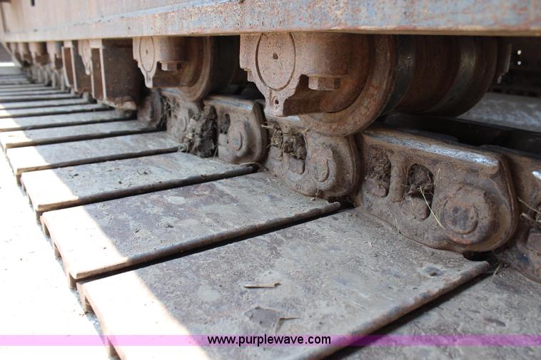 image for item H6729 2003 Case CX225SR excavator