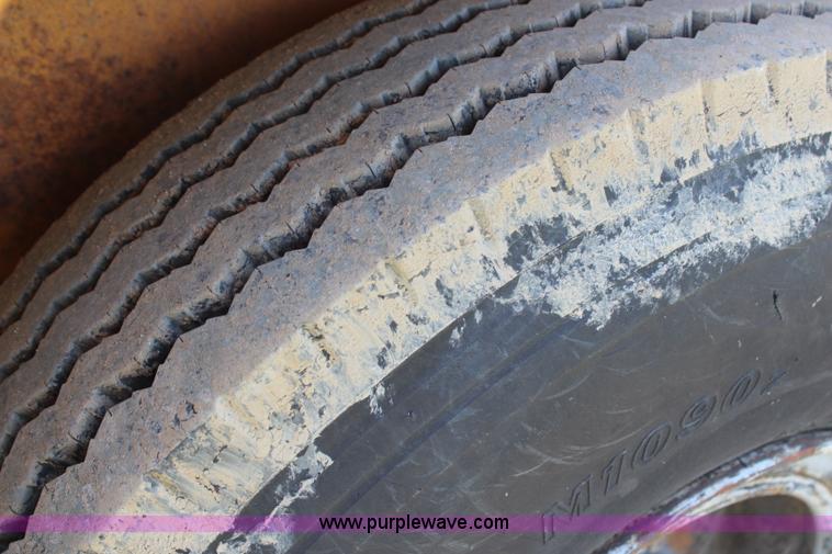 image for item H6733 1989 Brooks Brothers double spool trailer