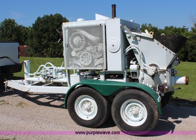image for item H6734 1994 Schwing concrete pump