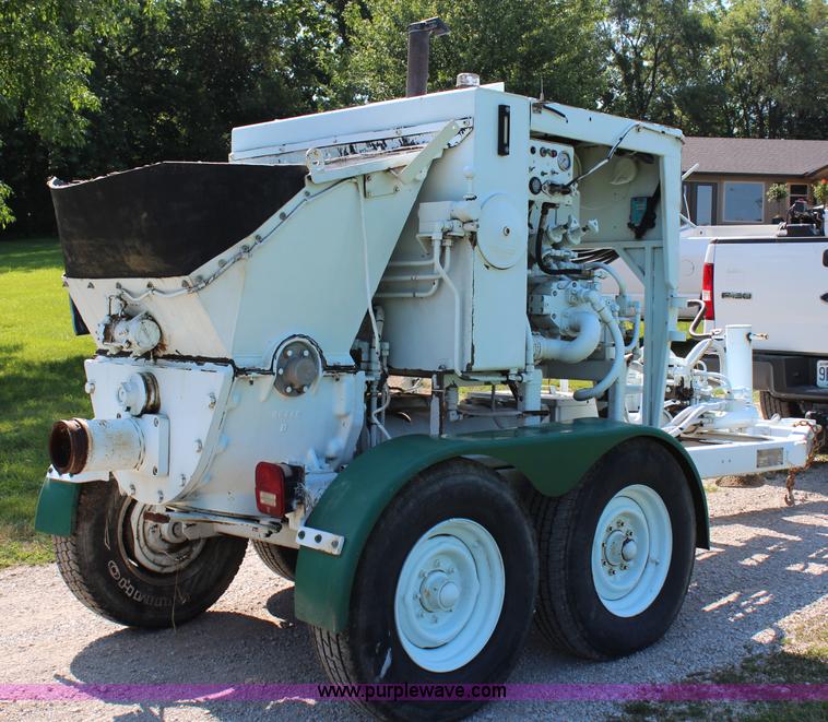 image for item H6734 1994 Schwing concrete pump