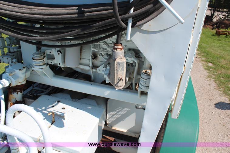 image for item H6734 1994 Schwing concrete pump