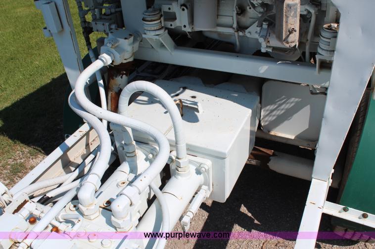 image for item H6734 1994 Schwing concrete pump