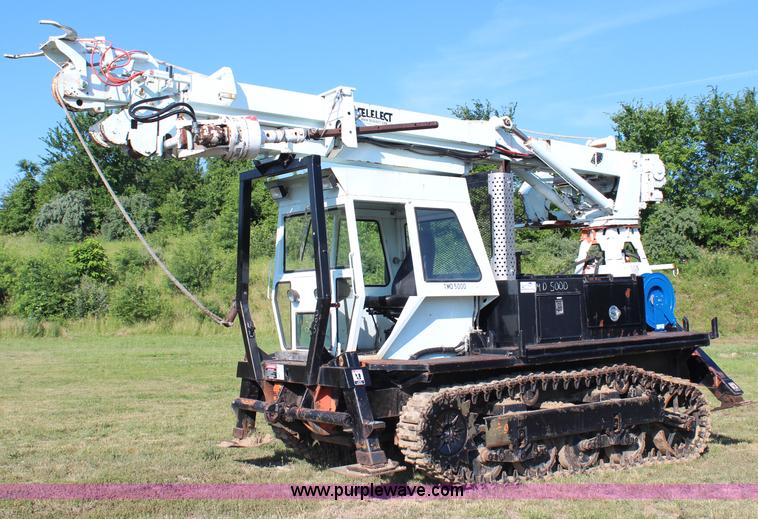 image for item H6744 Telelect digger derrick machine