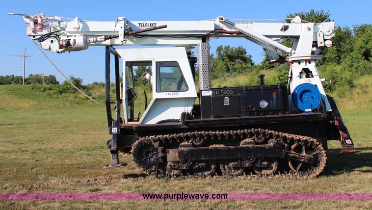 image for item H6744 Telelect digger derrick machine