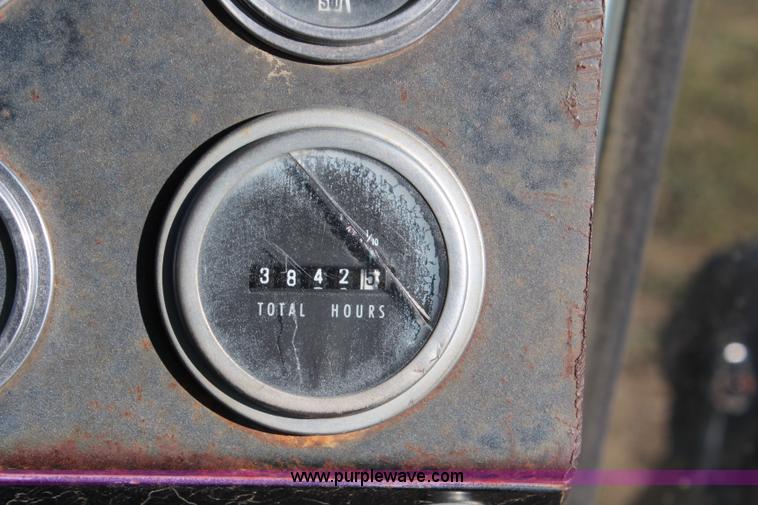 image for item H6744 Telelect digger derrick machine