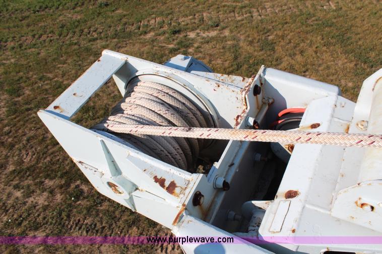 image for item H6744 Telelect digger derrick machine