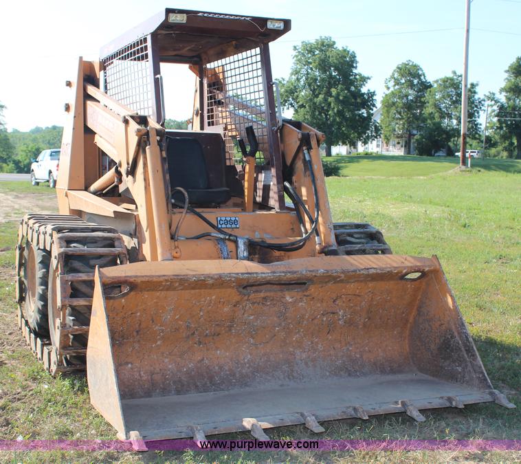 image for item H6747 1985 Case 1845C skid steer