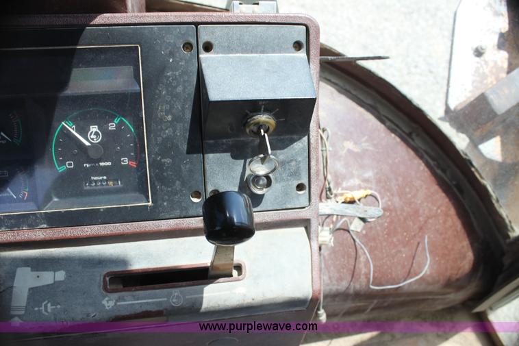 image for item H7394 1992 Case 580 Super K backhoe