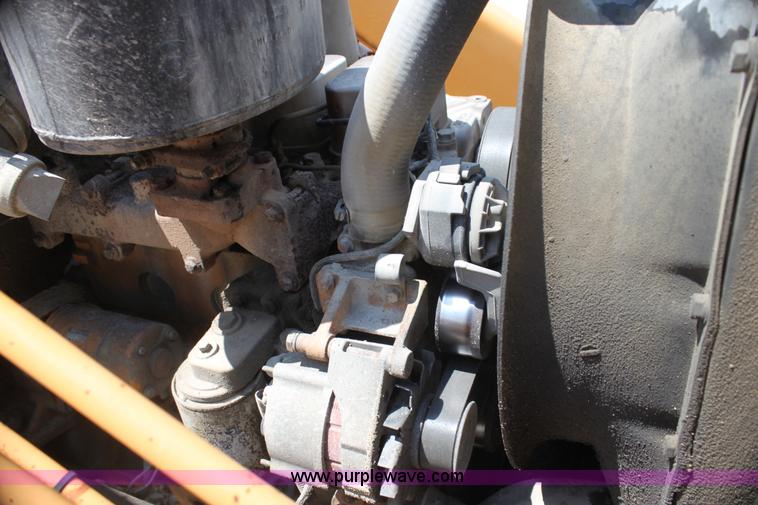 image for item H7394 1992 Case 580 Super K backhoe