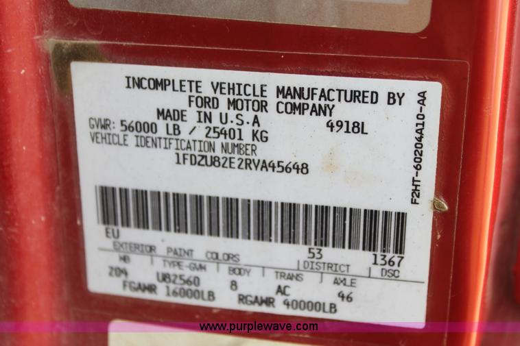 image for item H7450 1994 Ford L8000 dump truck