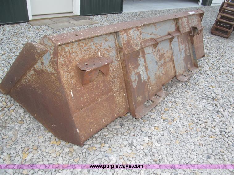 image for item K9729 Light material 82" bucket