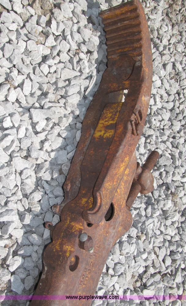 image for item K9736 Rogers ripper