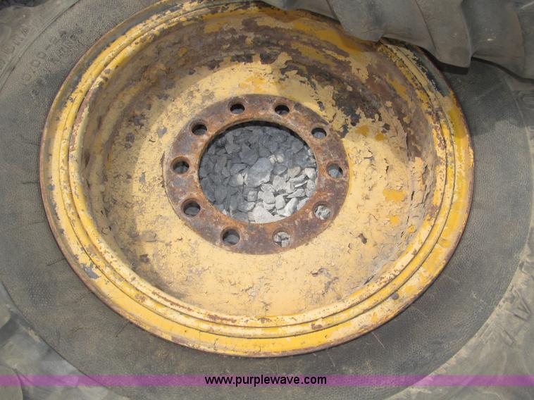 image for item K9739 UniRoyal 10.00-24 motor grader tires