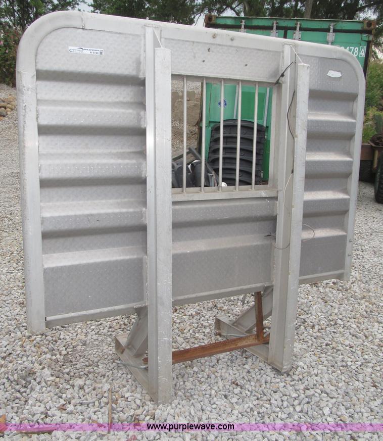 image for item K9740 Merritt aluminum headache rack