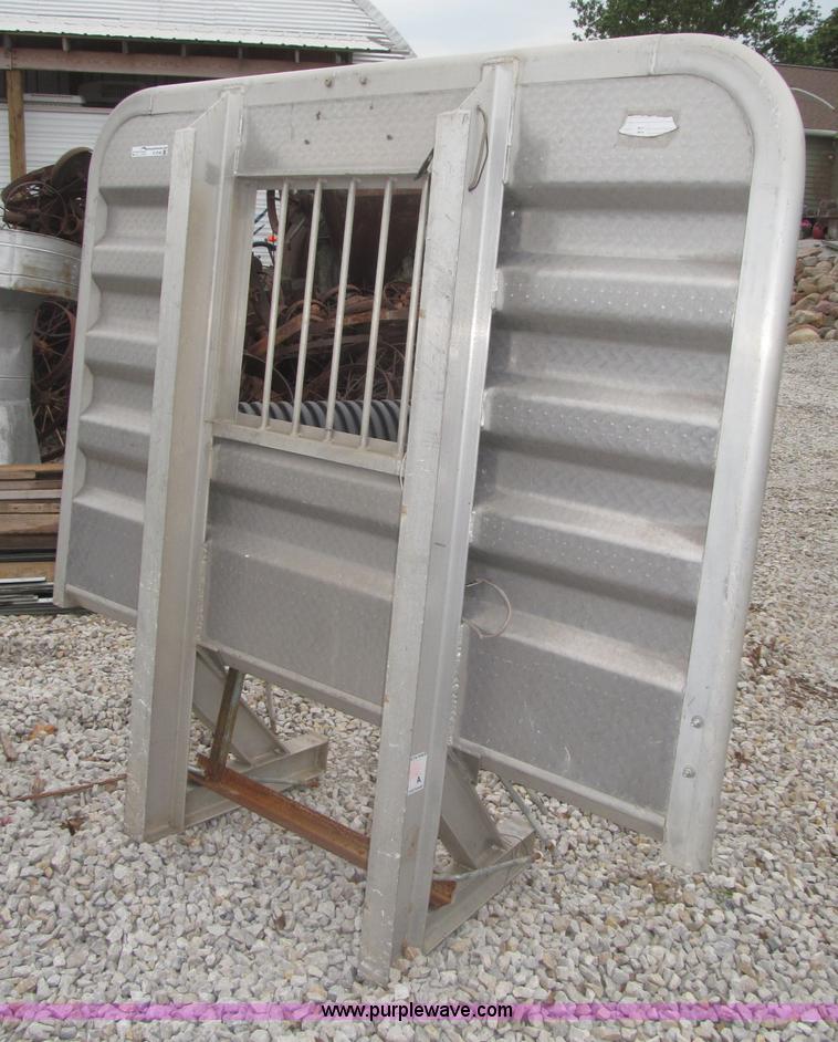 image for item K9740 Merritt aluminum headache rack